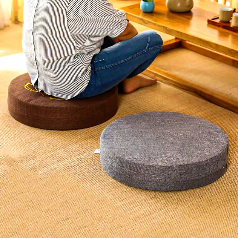 photo d'un coussin de sol déhoussable pour méditation inspiré du tatami japonais