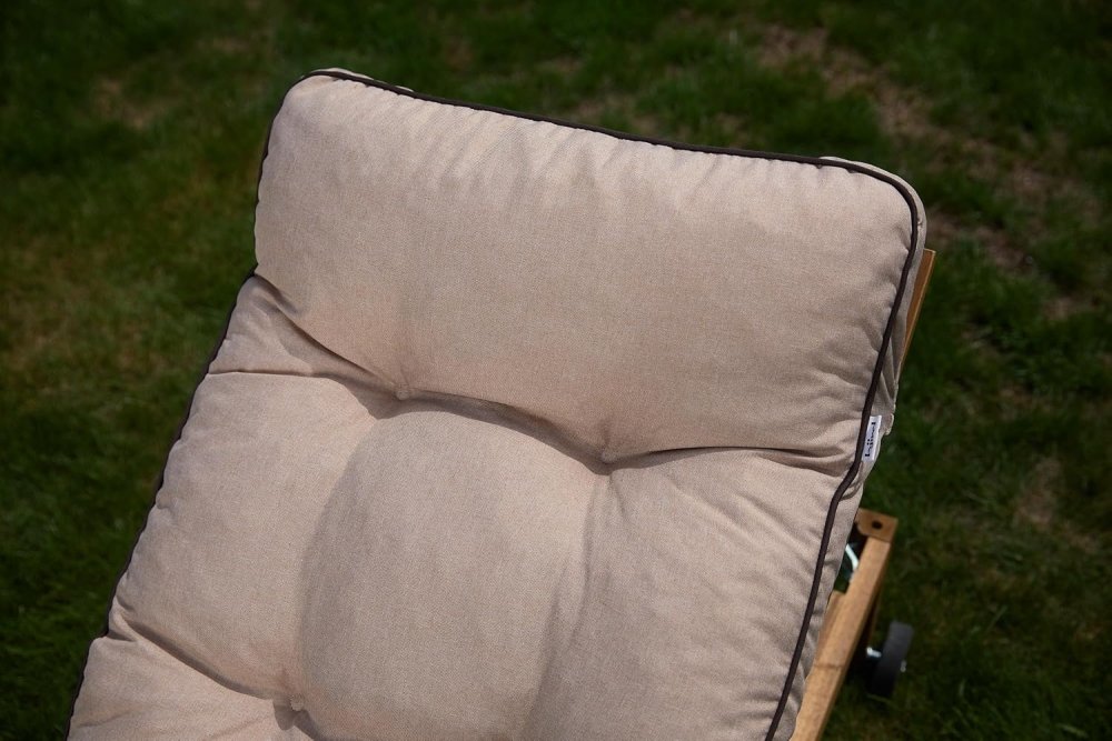 Coussin extérieur pour chaise longue : confort & durabilité pour votre jardin - Mon - Coussin – Boutique Française de Coussins Orthopédiques, de Lecture et pour Animaux