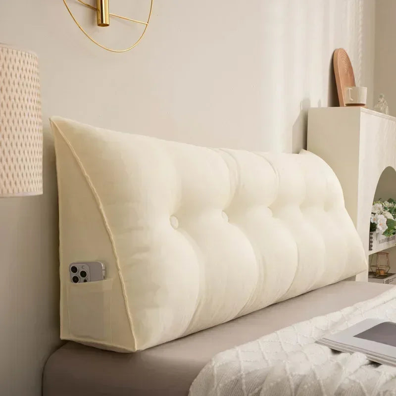 Coussin de relax triangulaire doux et confortable pour lit ou fauteuil